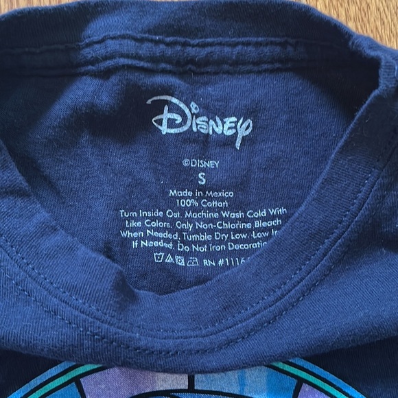 Disney Tee Shirts Little Mermaid Mickey Minnie Small Vacation World Casual lot 2 - Picture 3 of 8